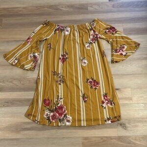 NWT Amelia James Off the Shoulder Dress